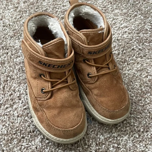 Boys Sketchers Velcro Boots - Picture 2 of 8